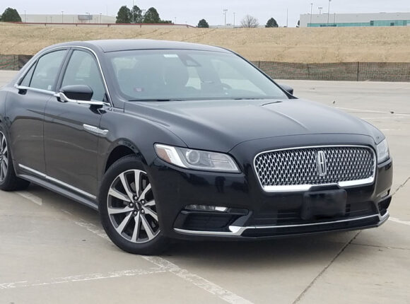 Luxury town car in Newark, NJ
